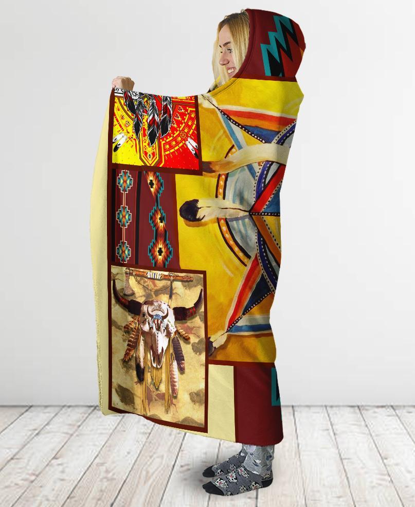 Native Buffalo Pattern Hooded Blanket NBD