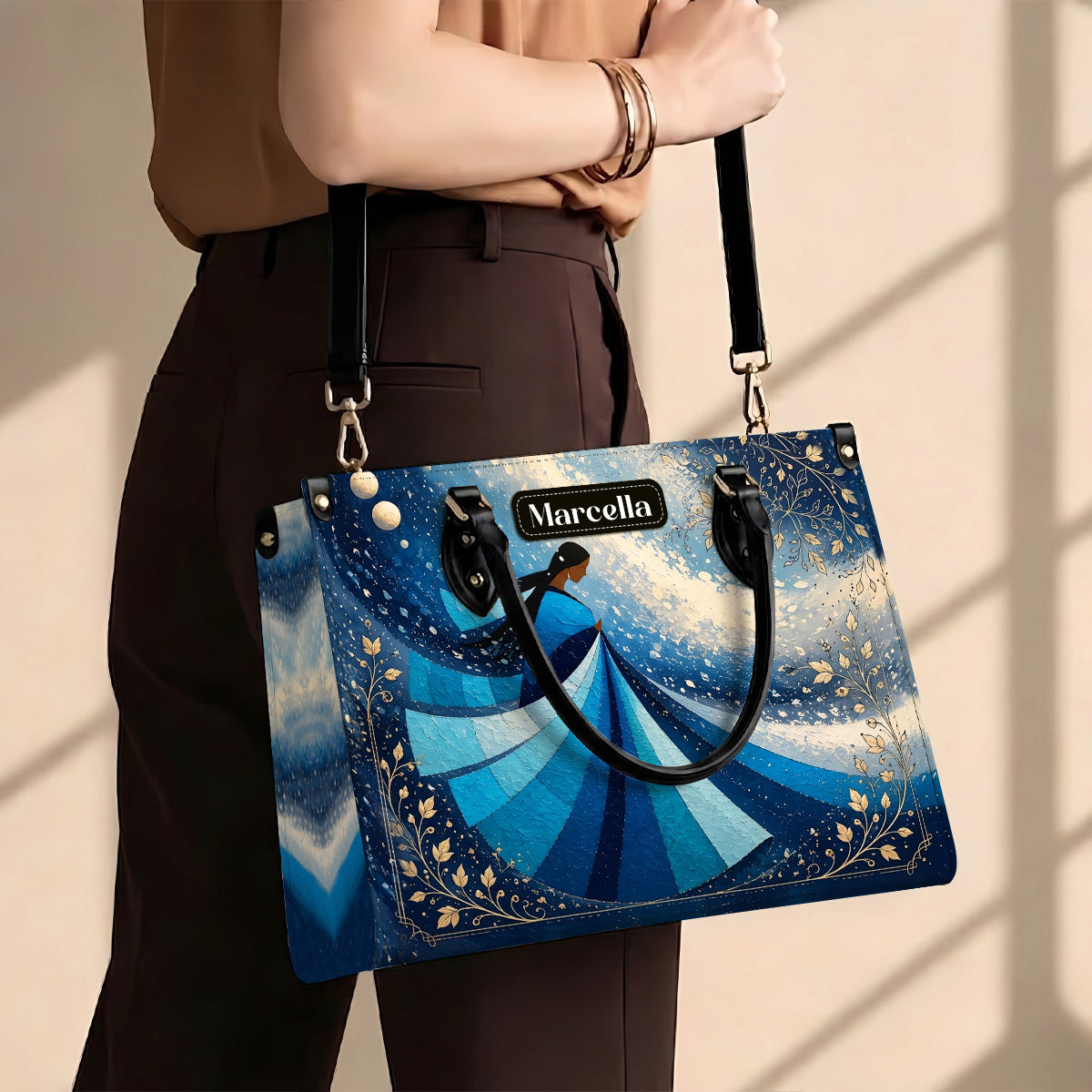 Winter Wind Woman Personalized Leather Bag