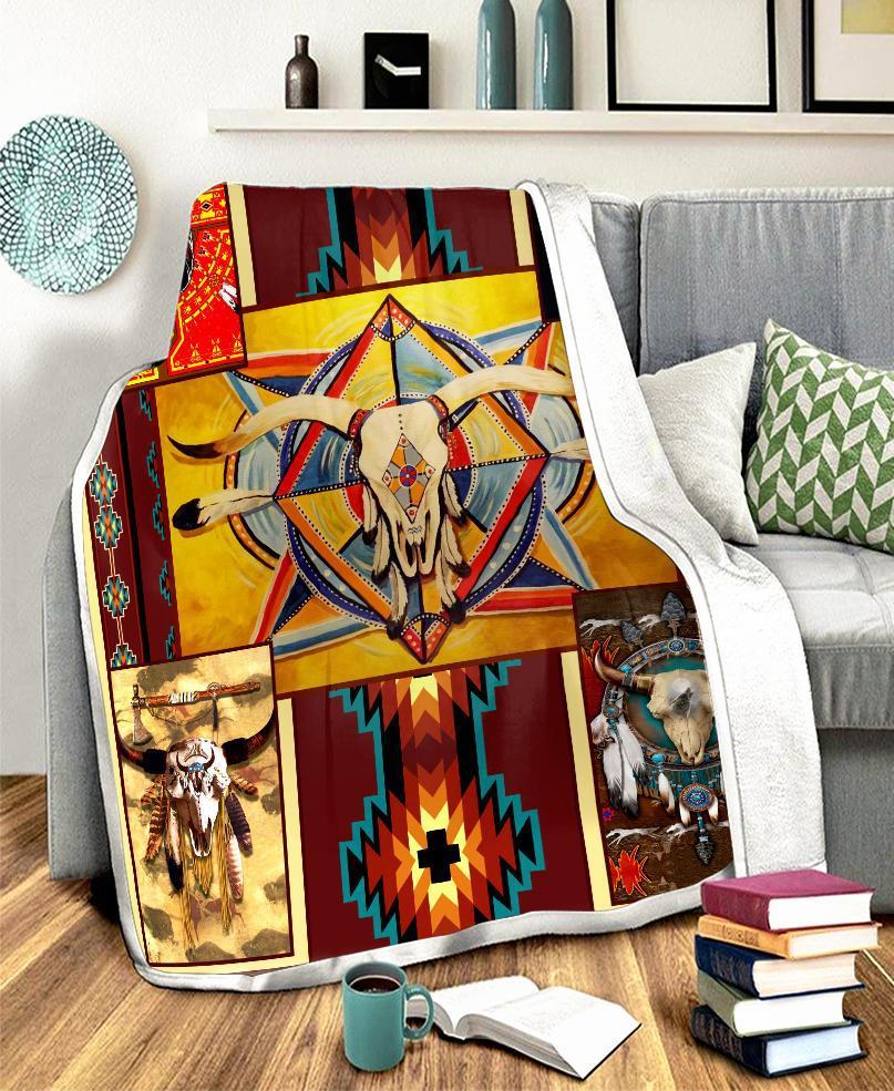 Native Buffalo Pattern Fleece Blanket