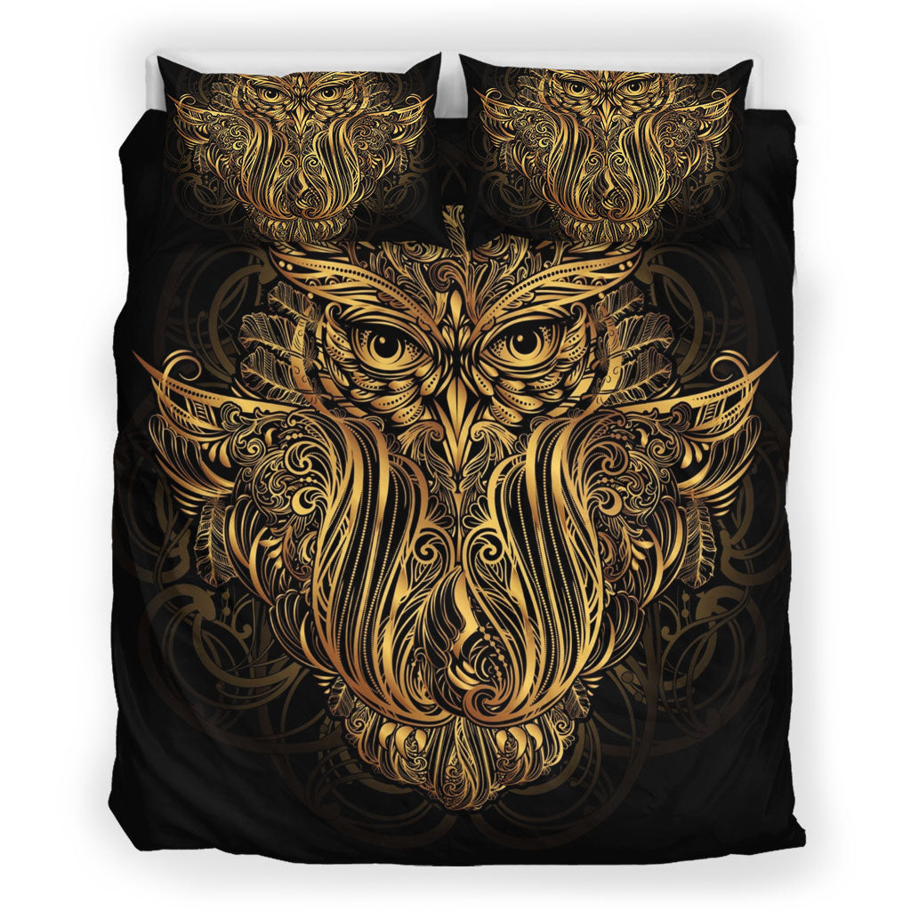 The Golden Owl Bedding Set