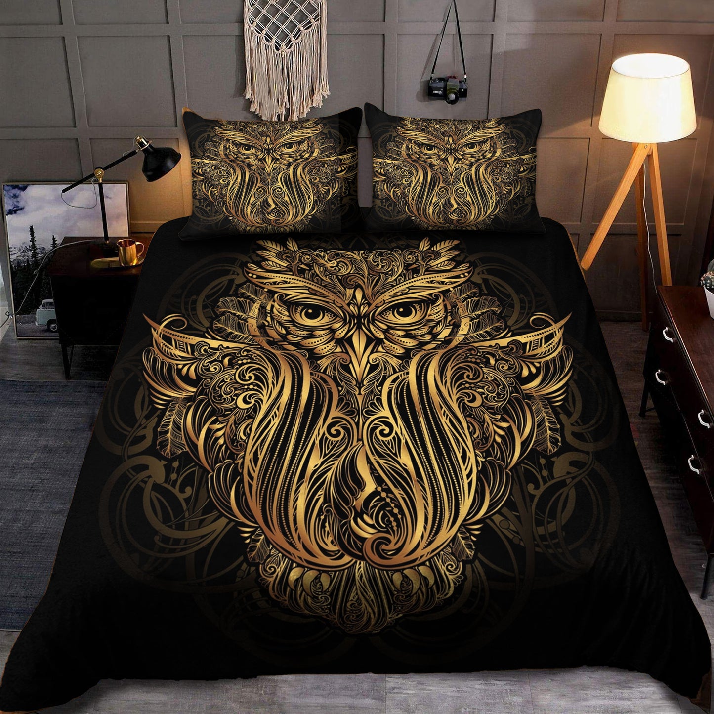 The Golden Owl Bedding Set