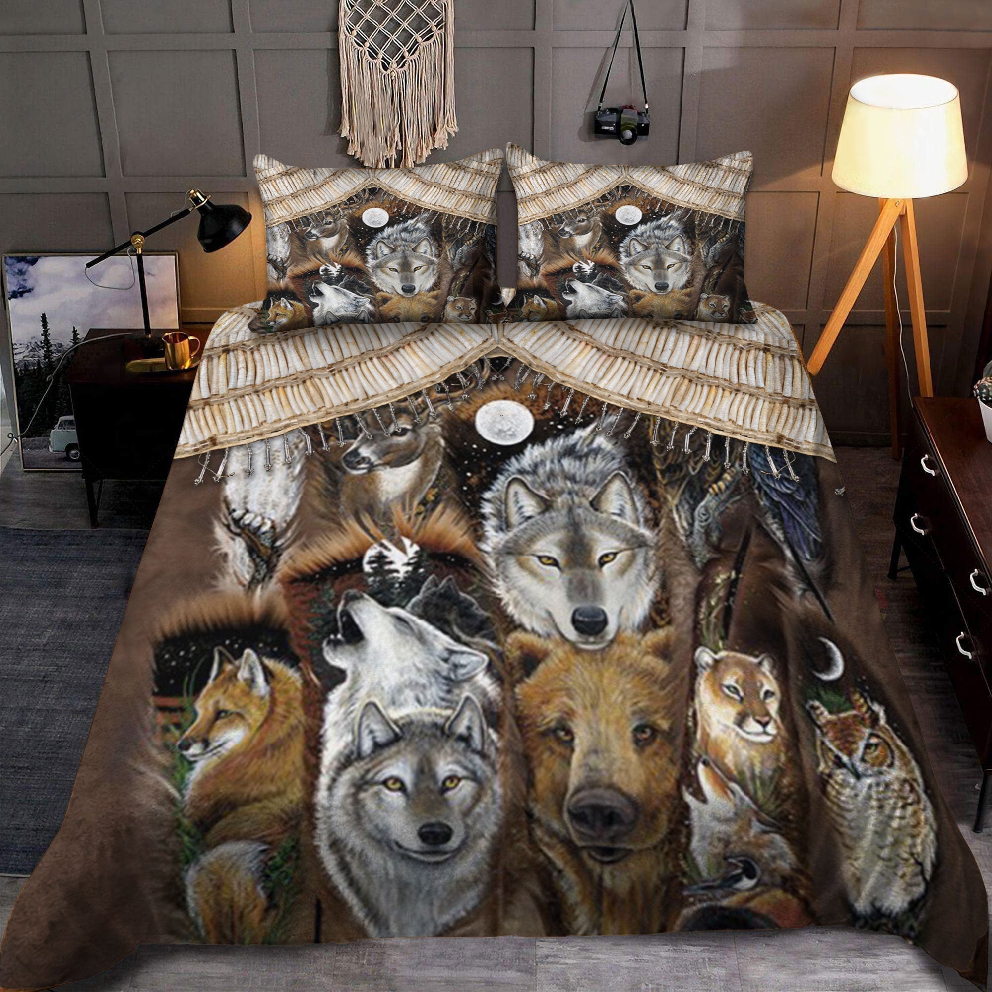 Native Wolf Bedding Set
