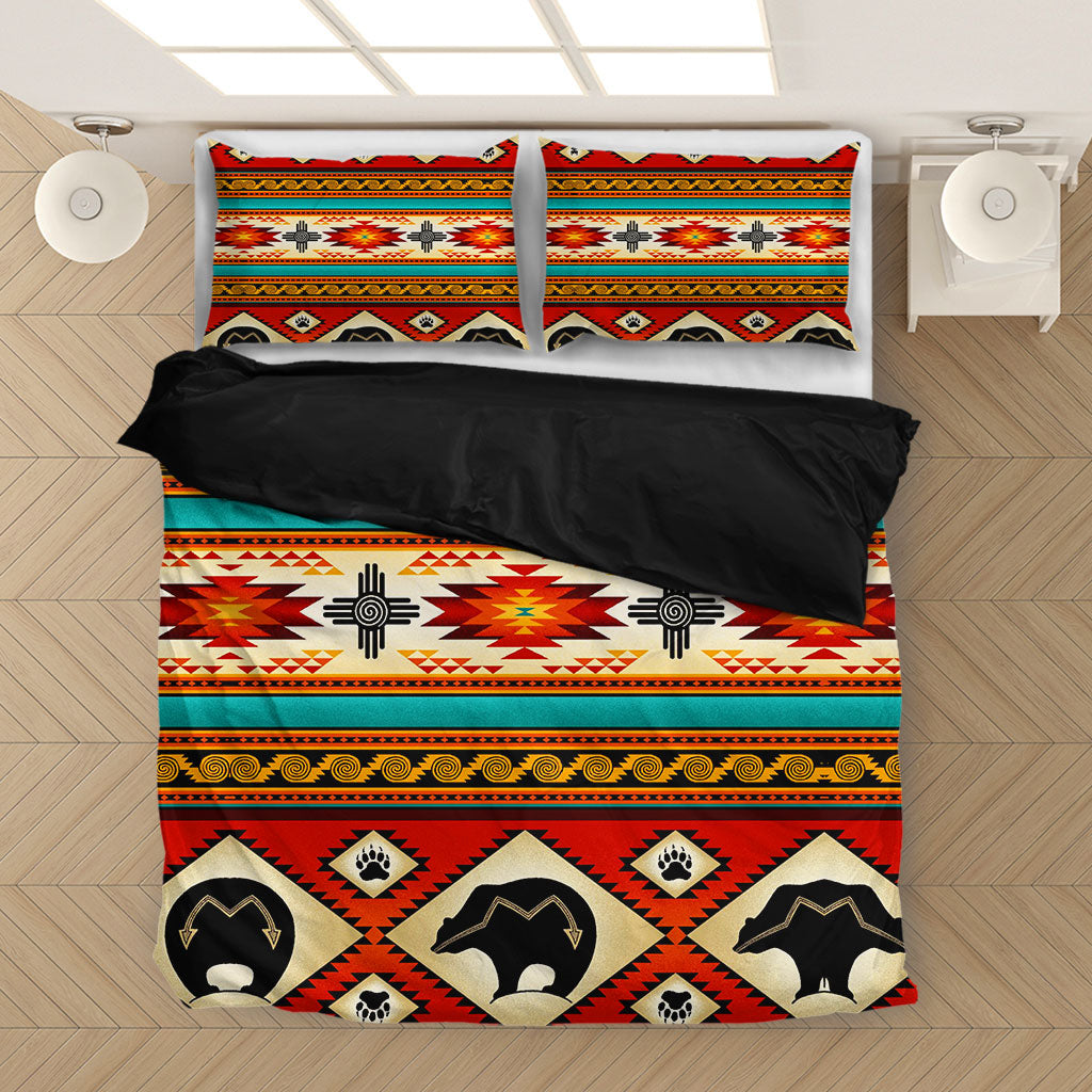 Border & Bear Patterns Bedding Set
