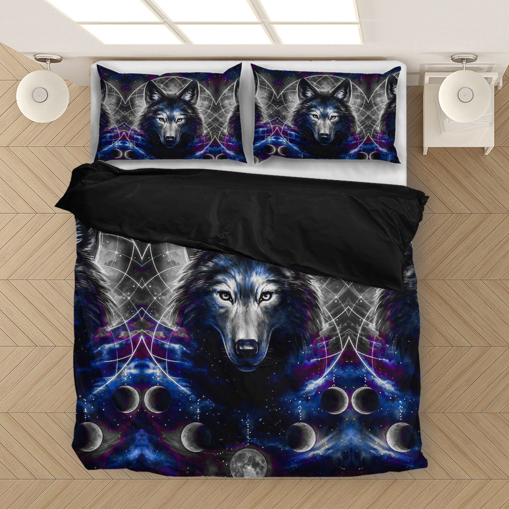 Native Wolf Bedding Set