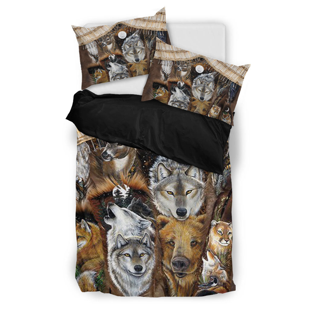Native Wolf Bedding Set
